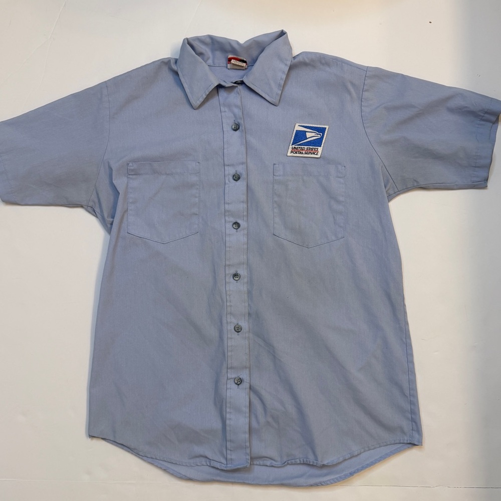 USPS uniform Light Blue Short-Sleeve Work Shirt - Postal Service Logo size M